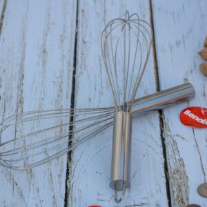 Batidor de Acero mediano 30 cm. C.A.