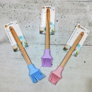 Pincel  de silicona mango madera 29 cms 25313