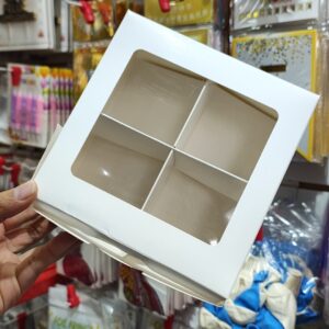 Caja Cuadrada 4 Divisiones